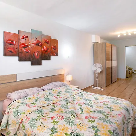 Montemar 2 Apartman *